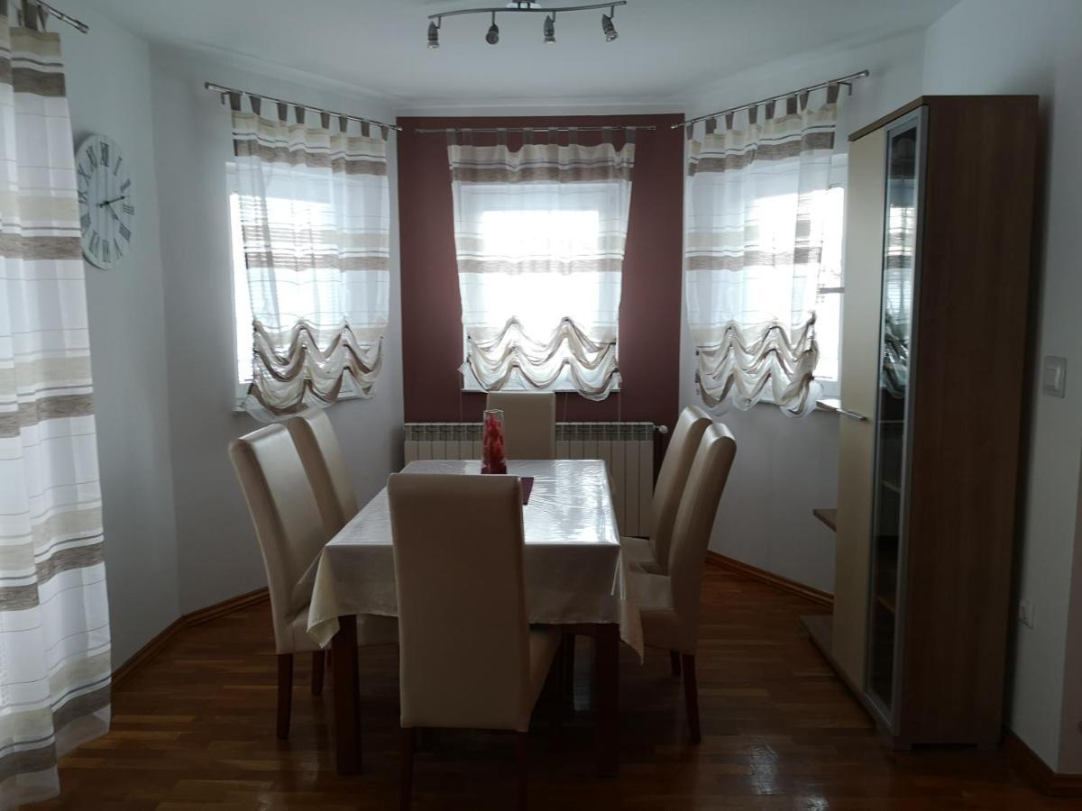 Apartment Igor - *